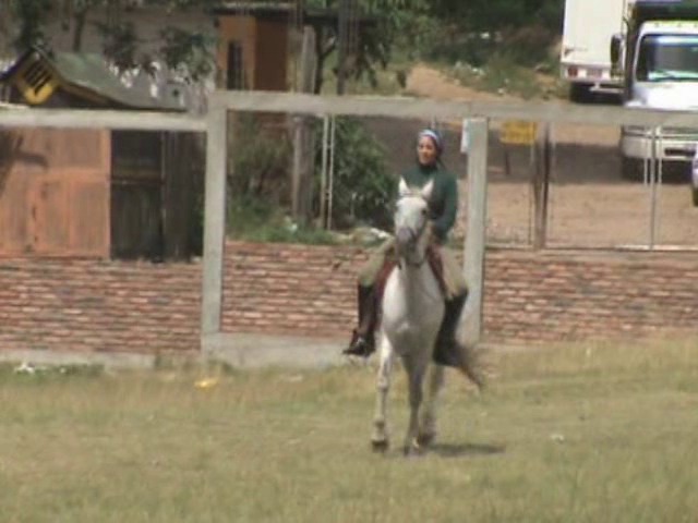 CL8565_GodddesKrystallridesMorita.wmv_random_01.jpg