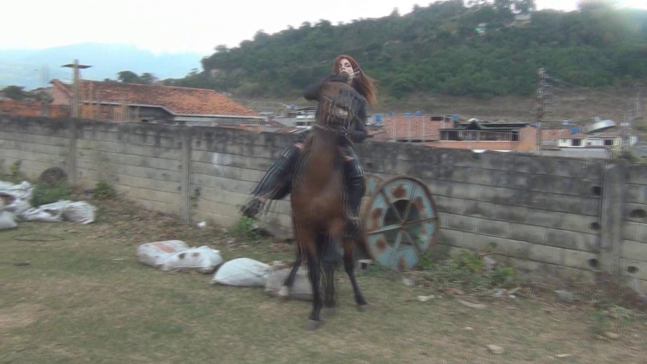 CL8565_Yf_Ye_SadisticandsensualBelkis.wmv_random_01.jpg