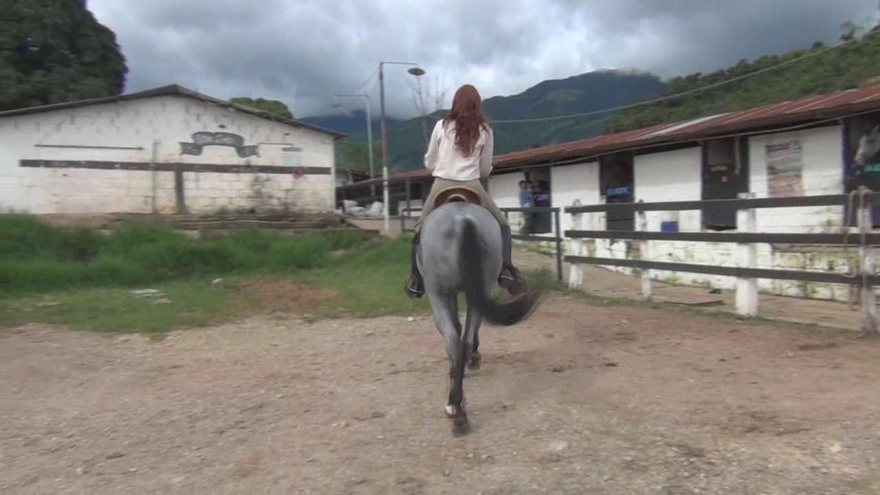 Joanna04.wmv_random_01.jpg
