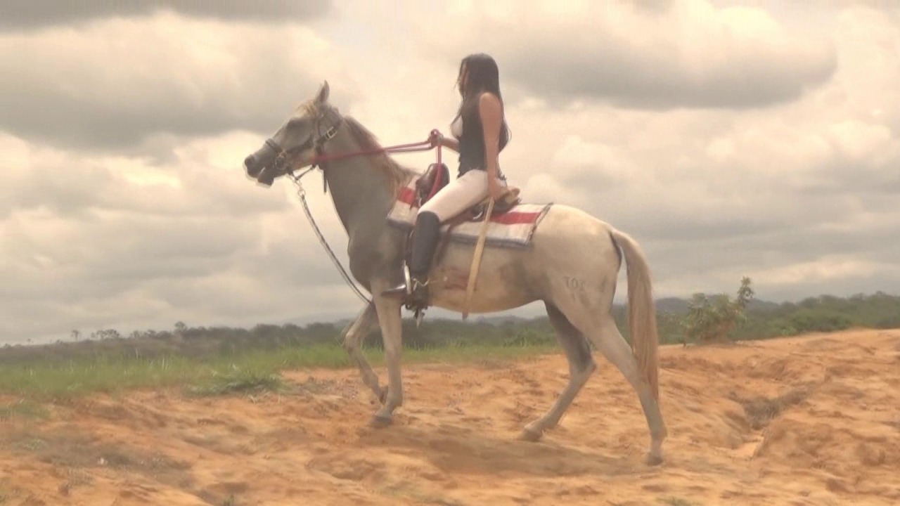 CL8565_YF_FantasyRideDayana.wmv_random_01.jpg