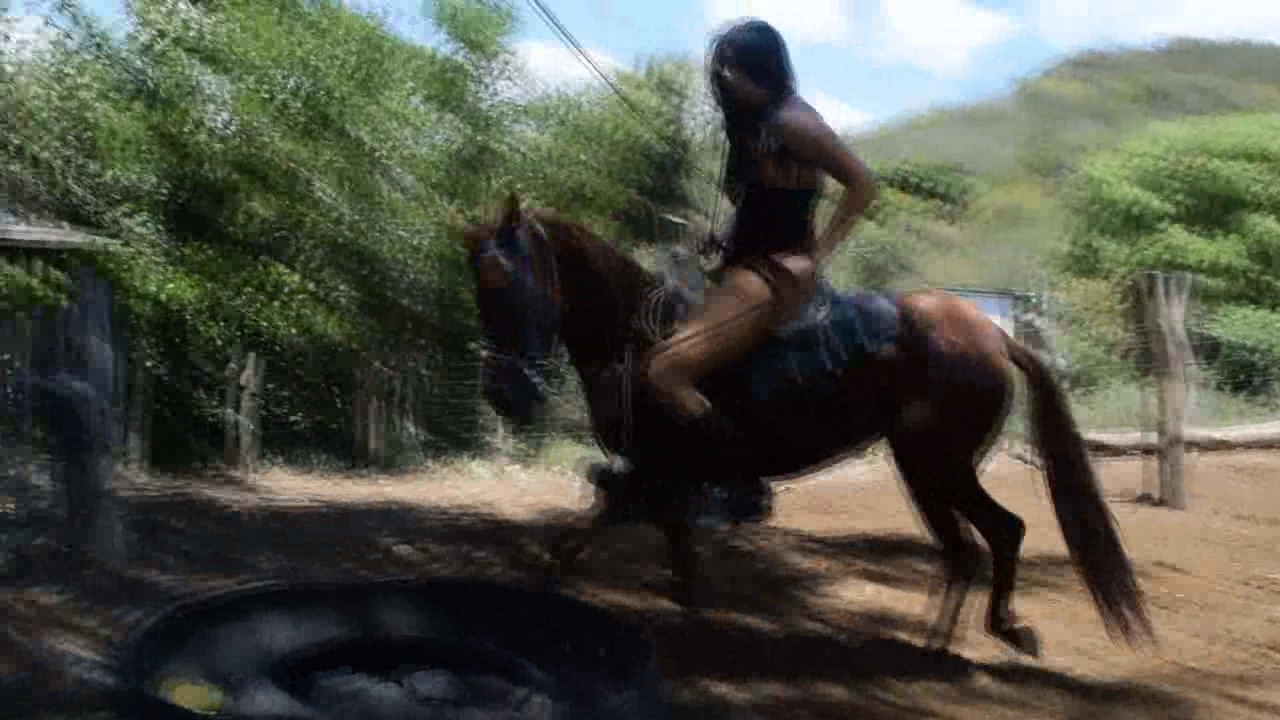 CL39751_BarbaraOurLittleGreatRiderIsHere.wmv_random_01.jpg