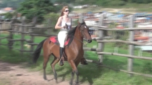 CL8565 JoannaridesonCatira.wmv
