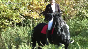 CL0106 Black Duchess 2.wmv