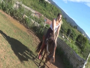 CL8565 tf te joannaandthenewpony.wmv