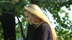 CL0106 Gold Crest 2.mp4