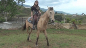 CL8565 Yf Ye NewRidingAngel.wmv