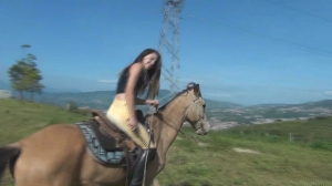 CL8565 Yf Ye alonelyafternoonwithRebeca.wmv