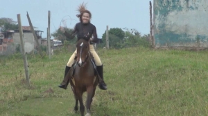 CL8565 Yf Ye RebecagallopingonTRT.wmv