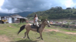 CL8565 Yf Ye Marygalloping.wmv