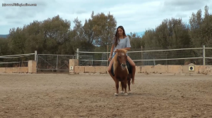 CL0106 Everybodys Darling.mp4